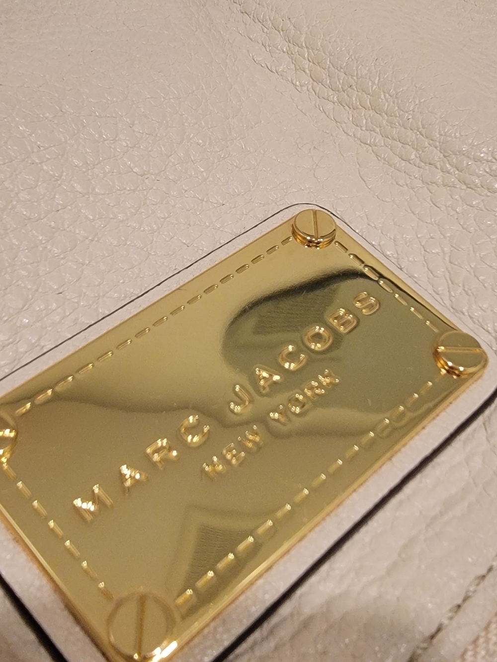 Marc Jacobs Classic Q Natasha Large Crossbody Beige Pebbled Leather Y2K Vintage - Picture 5 of 13